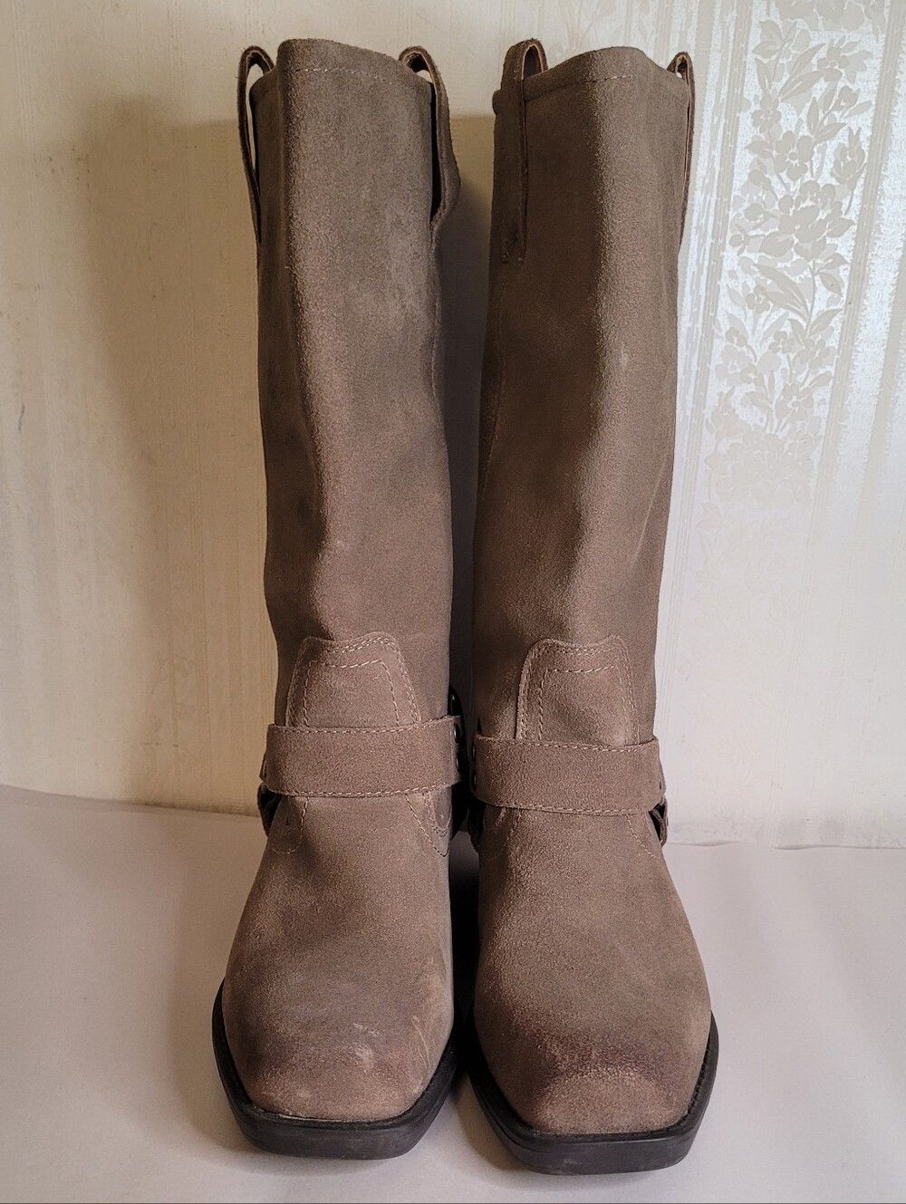 Genuine 1976 Leather Harness Boots 9.5 - Picture 3 of 9